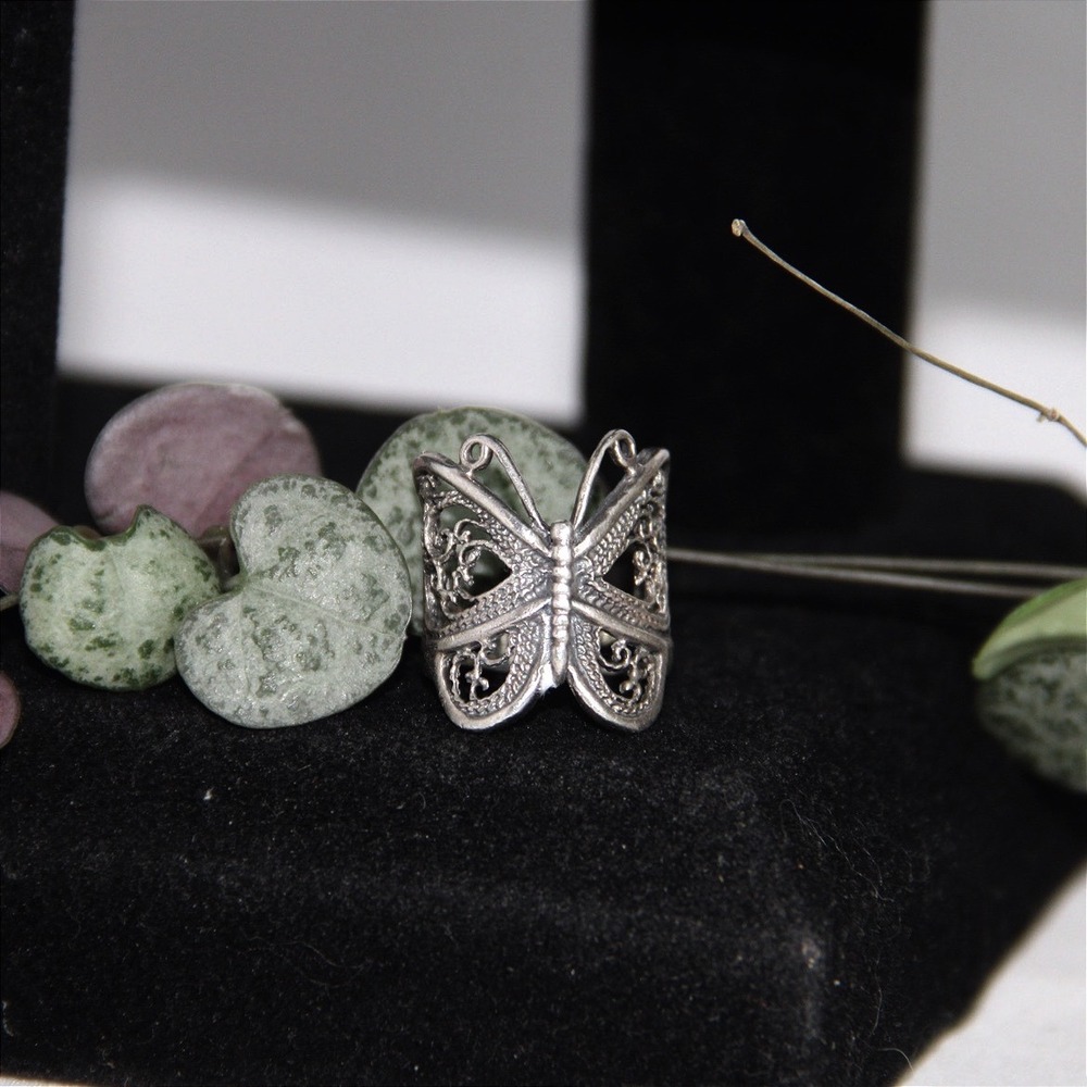 Vintage Sterling Silver 925 openwork Filigree Butterfly Statement Ring Size 5